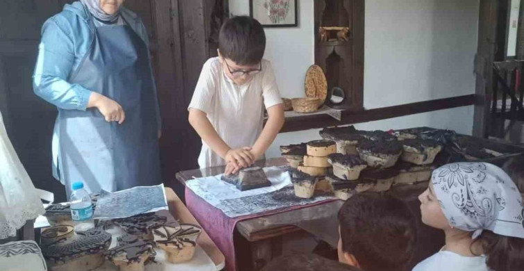 Boyabatlı minikler geçmişin kültürünü müzede keşfetti