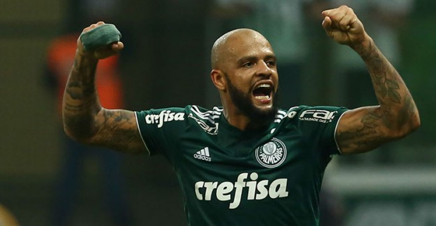 Brezilya’da Yılın En İyi Orta Sahası Felipe Melo!