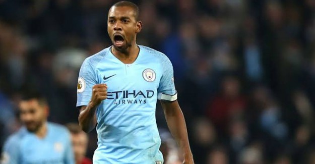 Brezilyalı Futbolcu Fernandinho'dan Yeni Sözleşme