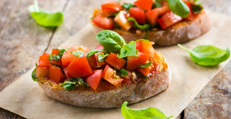 Bruschetta Nasıl Yapılır? Bruschetta Tarifi