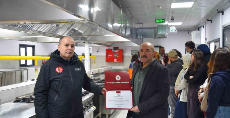 BŞEÜ'de Yangına Müdahale Eğitimi Gerçekleşti