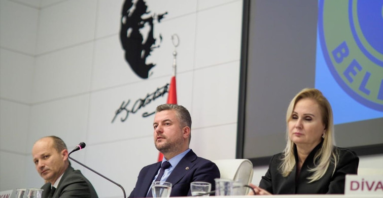 Buca Belediye Meclisi'nde Tatil Tartışması