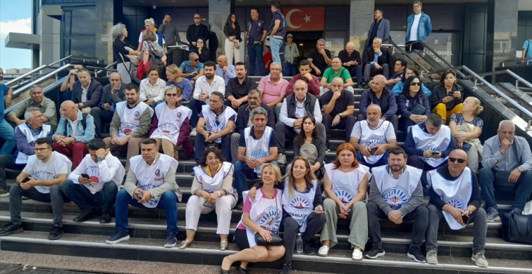 Buca Belediyesi Çalışanlarından Maaş Eylemi