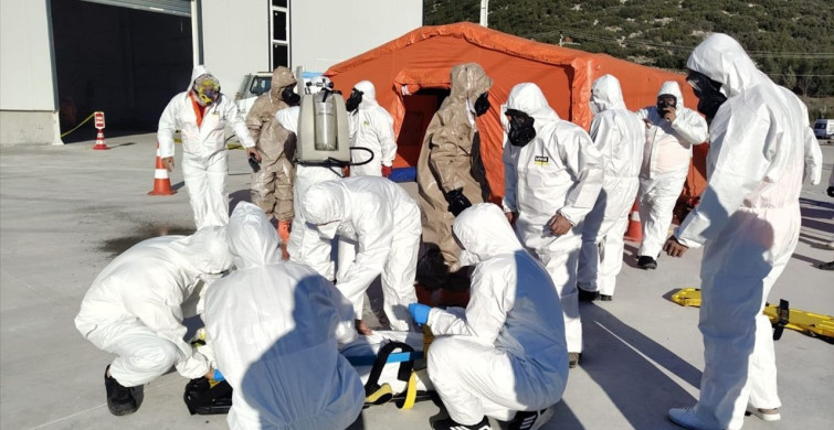 Bucak'ta KBRN ve Yangın Tatbikatı Gerçekleştirildi