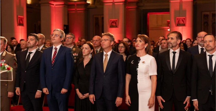 Budapeşte'de 29 Ekim Cumhuriyet Bayramı Coşku ile Kutlandı Budapeşte'de 29 Ekim Cumhuriyet Bayramı Coşku ile Kutlandı