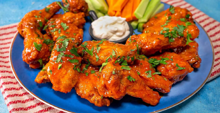 Buffalo wings nasıl yapılır? Buffalo wings yapmanın püf noktaları nelerdir? MasterChef Türkiye buffalo wings  tarifi