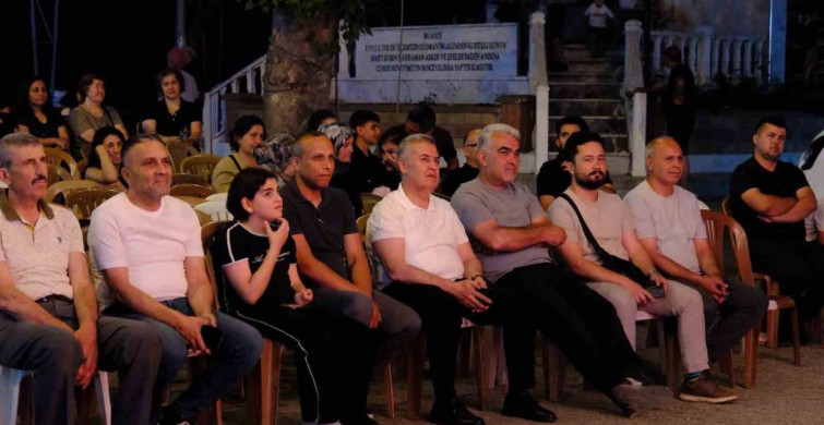 Buharkentliler açık hava sinemasında buluştu