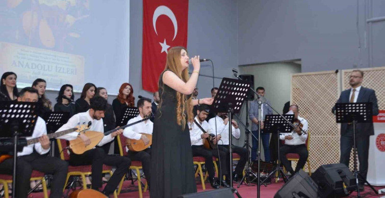 Bulanık'ta 'Anadolu İzleri Halk Konseri' Göz Doldurdu