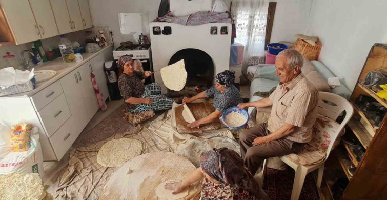 Buldan'da Kurban Bayramı Hazırlıkları İmece Usulü Devam Ediyor