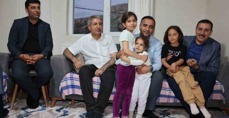 Bülent Tüfenkci, Akçadağ Kozluca Mahallesi'nde vatandaşlarla bir araya geldi