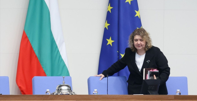 Bulgaristan Parlamentosunun Yeni Başkanı Raya Nazaryan Bulgaristan Parlamentosunun Yeni Başkanı Raya Nazaryan