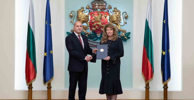 Bulgaristan'da Hükümet Kurma Görevi Radev'e Verildi