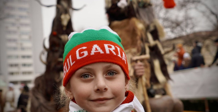 Bulgaristan'da Surva Maskeli Oyunlar Festivali Coşkuyla Kutlanıyor