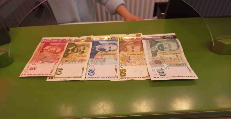 Bulgaristan'da ücretsiz euroya çevirme süresi sona eriyor