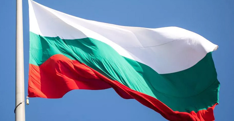 Bulgaristan'dan 2 Rus Diplomata Sınır Dışı
