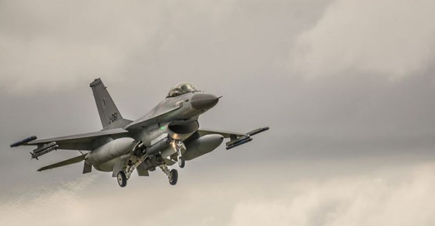 Bulgaristan'ın ABD'den F-16 Alması Kesinleşti