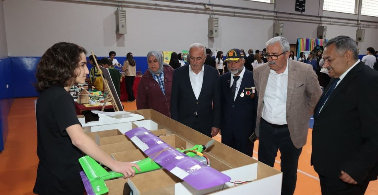 Bünyan Fen Lisesi 12. TÜBİTAK Bilim Fuarı ile Bilime Adım Attı
