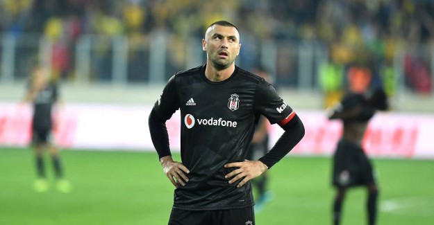 Burak Yılmaz Coronavirüse Yakalandı