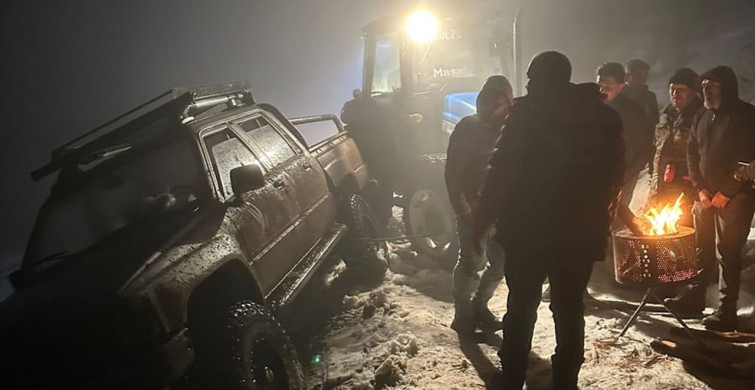 Burdur'da Dağda Mahsur Kalan 4 Kişi Kurtarıldı