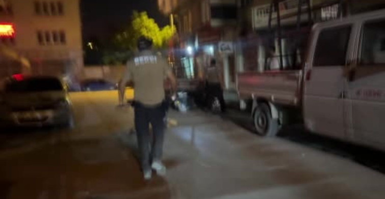Burdur'da devriye yapan polis gençlerin kavgasına müdahale etti