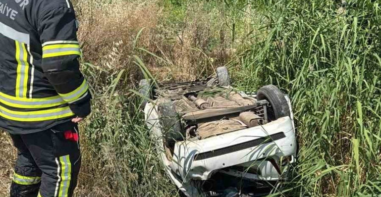 Burdur’da kontrolden çıkan otomobil kanala düştü: 2 yaralı