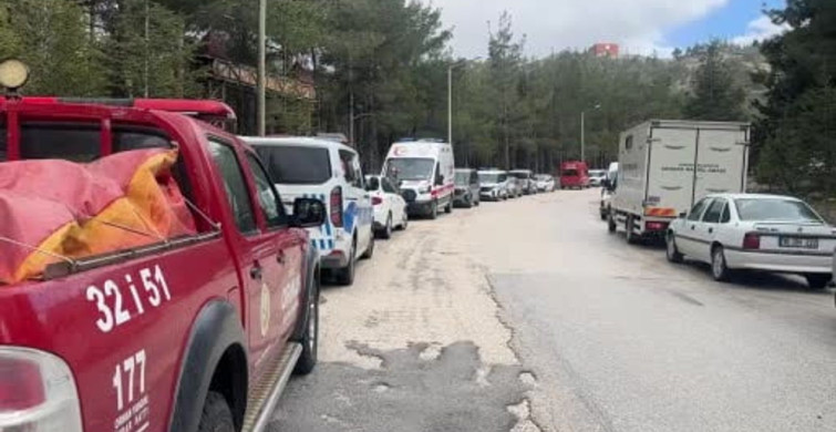 Burdur'da Ormanlık Alanda Erkek Cesedi Bulundu