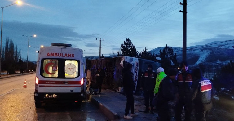 Burdur'da Otobüs Devrildi, 12 Yaralı