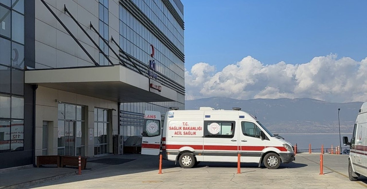 Burdur'da Sahipsiz Köpeklerin Saldırısı: 13 Yaşındaki Çocuk Yaralandı