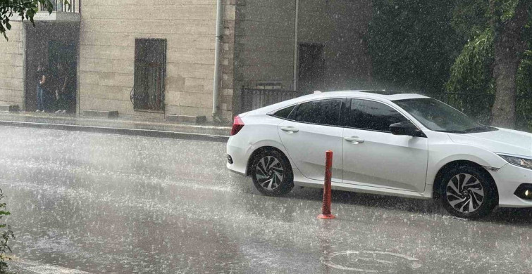Burdur'da Şiddetli Yağış Zorluk Çıkarttı