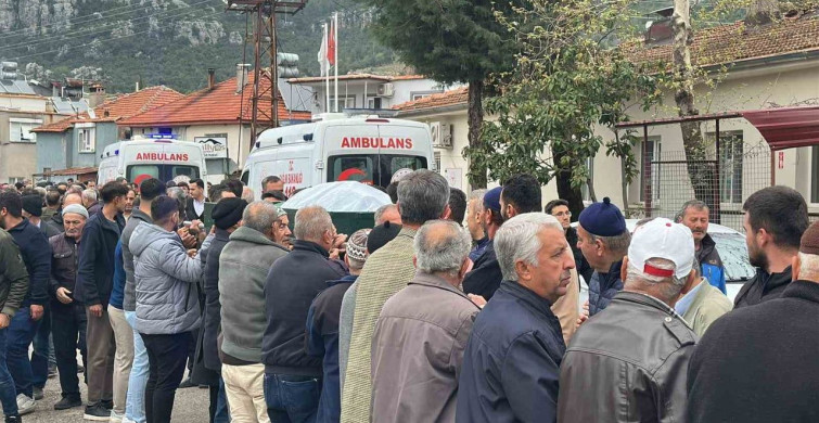 Burdur'da Tarım İşçileri İçin Cenaze Töreni Düzenlendi