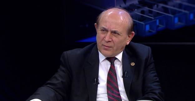 Burhan Kuzu Hayatını Kaybetti