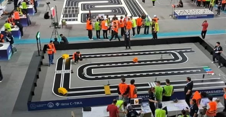 Burhaniye Öğrencilerinin Robot Yarışmasındaki Başarısı
