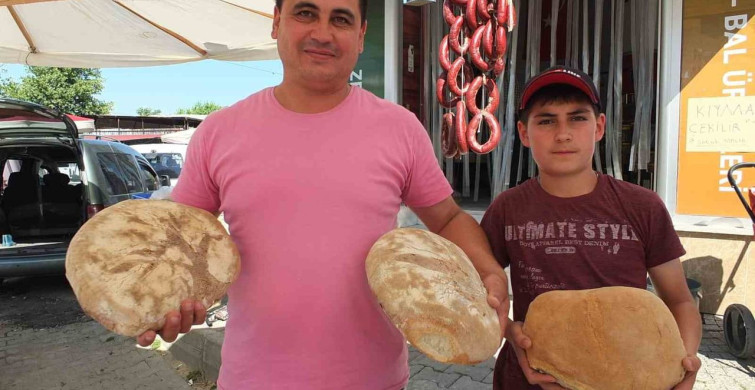 Burhaniye'de ekşi maya ile hazırlanan köy ekmeği ilgi görüyor
