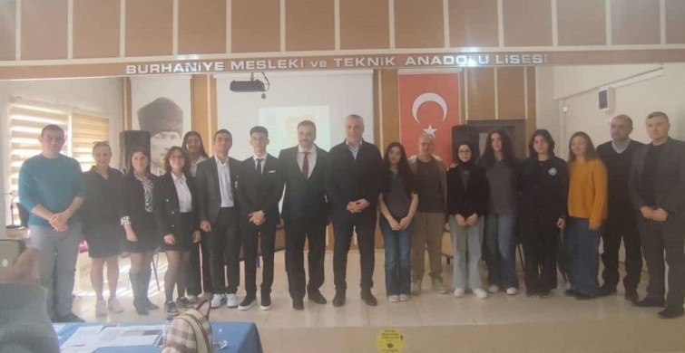Burhaniye'de İklim Değişikliği Münazara Yarışmaları Tamamlandı