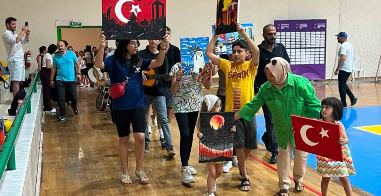 Burhaniye'de yaz spor okulları törenle açıldı