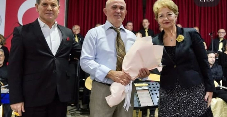 Burhaniye'de Yaza Merhaba Konseri Büyüledi