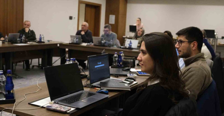 Bursa Business School'da Üretken Yapay Zeka Eğitimi