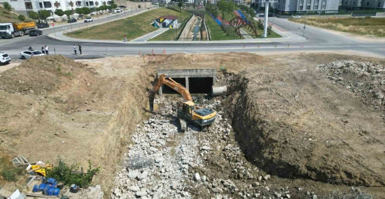 Bursa büyükşehir belediyesi'nden balkan mahallesi'nde yeni bulvar çalışmaları