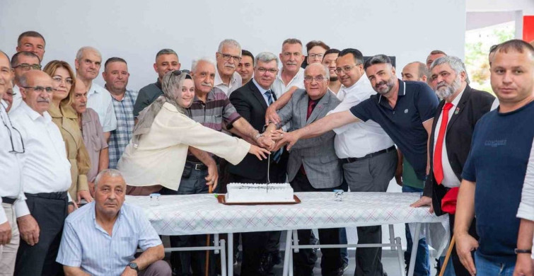 Bursa Büyükşehir Belediyesi'nden şehit ve gazi babalarına babalar günü ziyareti