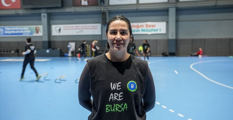 Bursa Büyükşehir Belediyespor Kadın Hentbol Takımı Şampiyonluk Peşinde