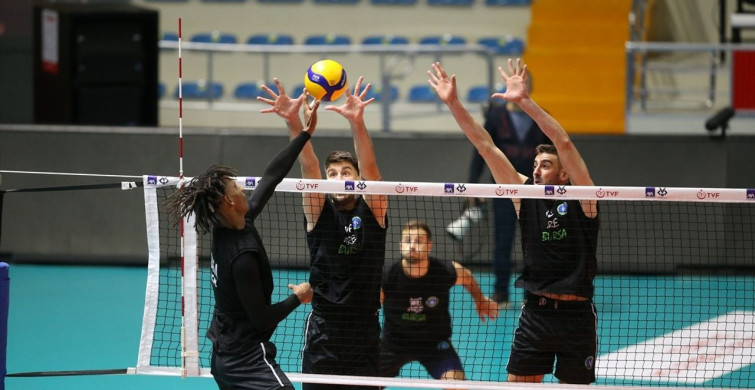 Bursa Büyükşehir Belediyespor, Kupa ve Lig Başarısını Hedefliyor