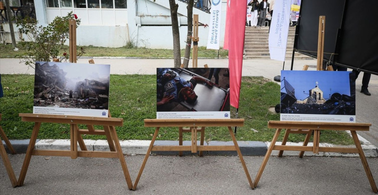 Bursa Uludağ Üniversitesi'nde 'Kanıt' Sergisi Açıldı