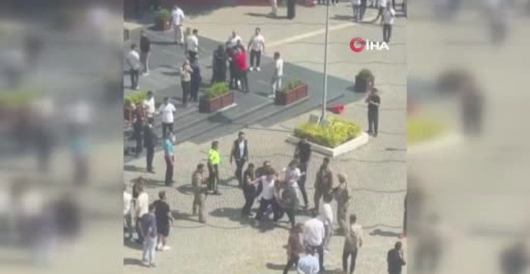 Bursa Uluyol Adliyesi önünde kargaşa: kavga güvenlik kamerasında