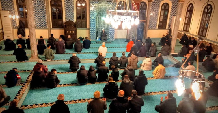 Bursa ve Çevresinde Berat Kandili Coşkusu