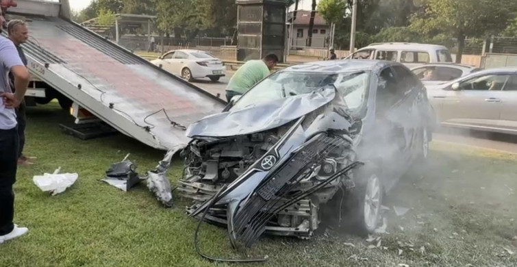 Bursa'da 3 araçlı trafik kazasında yaralanan olmadı