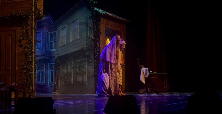 Bursa'da '7 Kocalı Hürmüz' Müzikali Sahnelendi