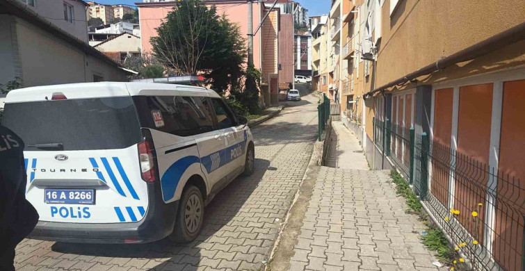 Bursa'da Çatıdan Düşen Usta Ağır Yaralandı