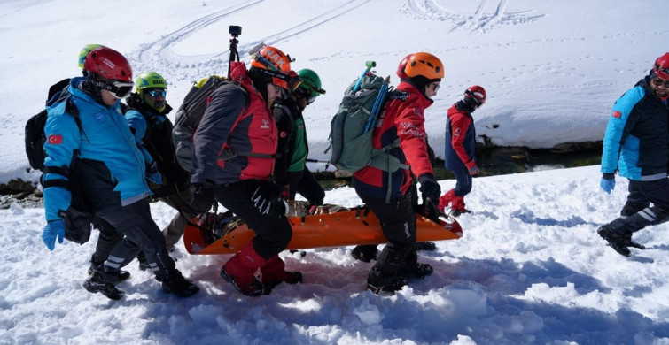 Bursa'da Çığ Arama Kurtarma Tatbikatı Gerçekleşti