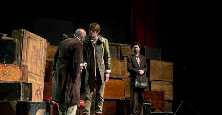 Bursa'da 'Cimri' Oyunu Sahnelendi