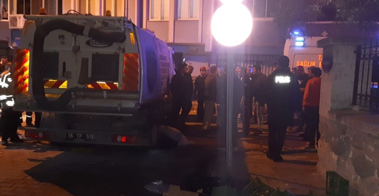 Bursa'da Çöp Kamyonu Kaza Yaparak Bir Kişinin Hayatına Mal Oldu